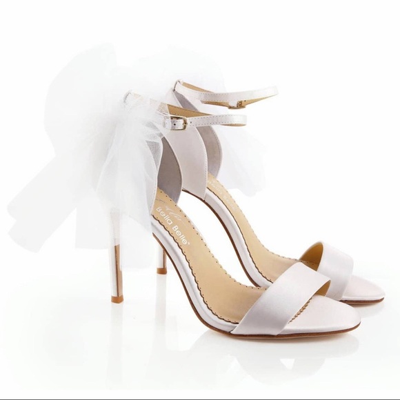 Bella Belle ELISE
Ivory Wedding Shoes With Bow Tulle                Size 7 (USA) - Picture 5 of 7